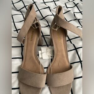 Old Navy Light Taupe Block Heels